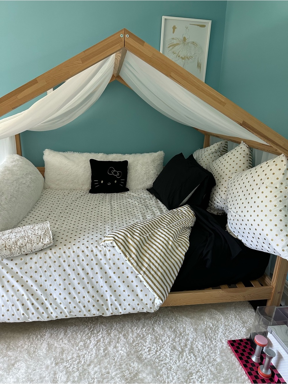 Pottery Barn Queen White and Gold Polka Reversible Dot / Stripe Duvet Cover Set